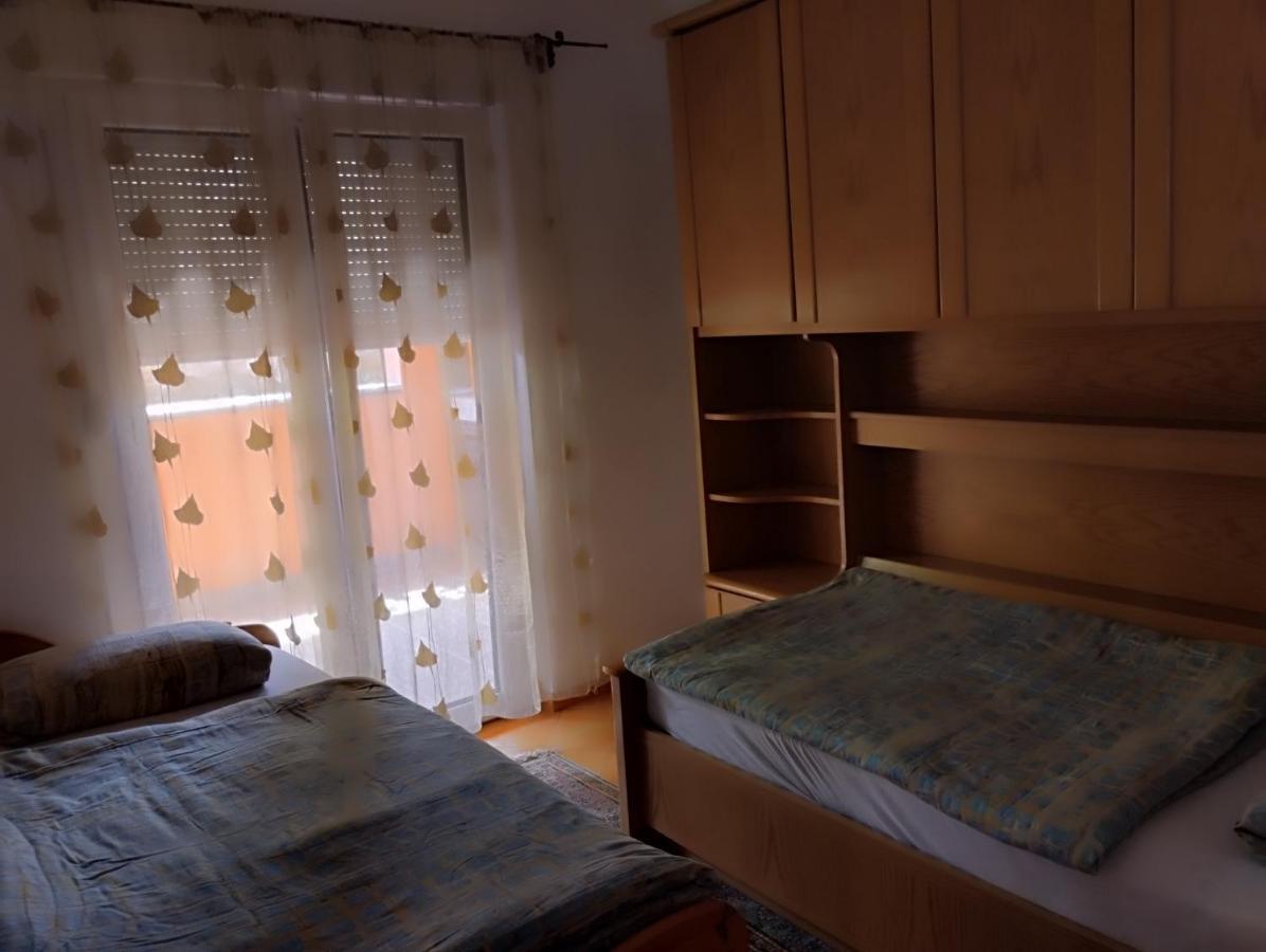 Miran Appartement Ivanica Buitenkant foto